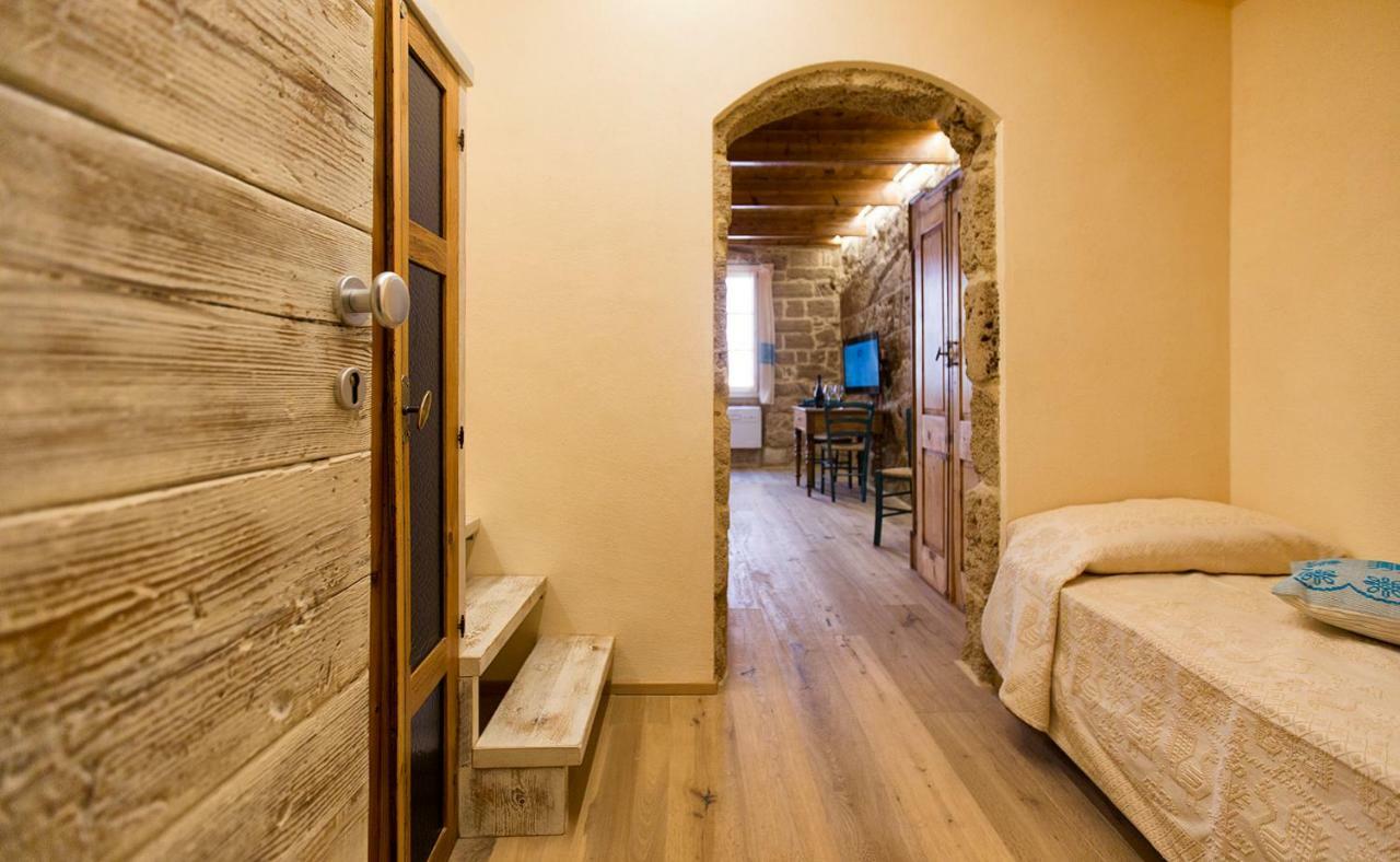 Grand Suite Gioberti Elegante Nel Cuore Di Alghero Exterior foto