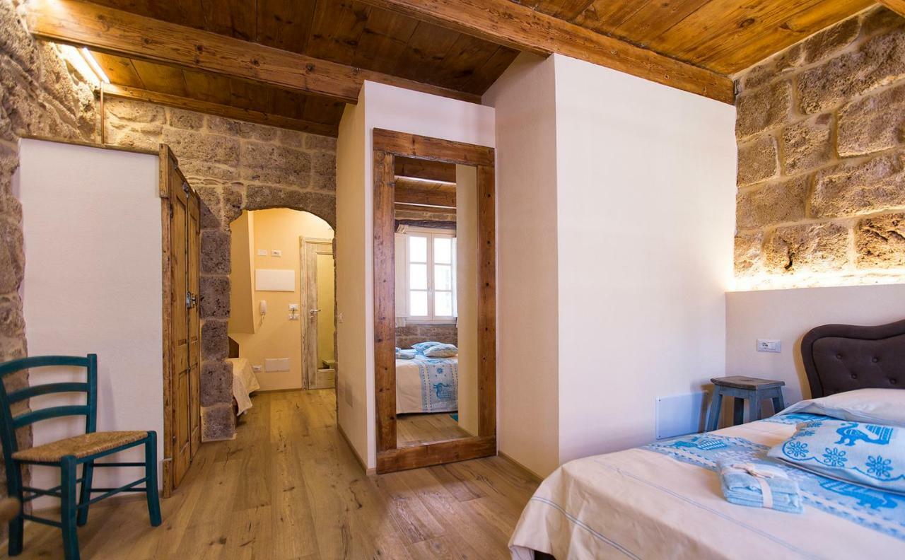 Grand Suite Gioberti Elegante Nel Cuore Di Alghero Exterior foto